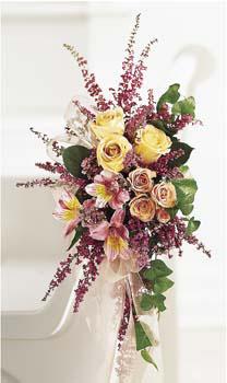 The FTD� Lila Rose� Pew Cluster